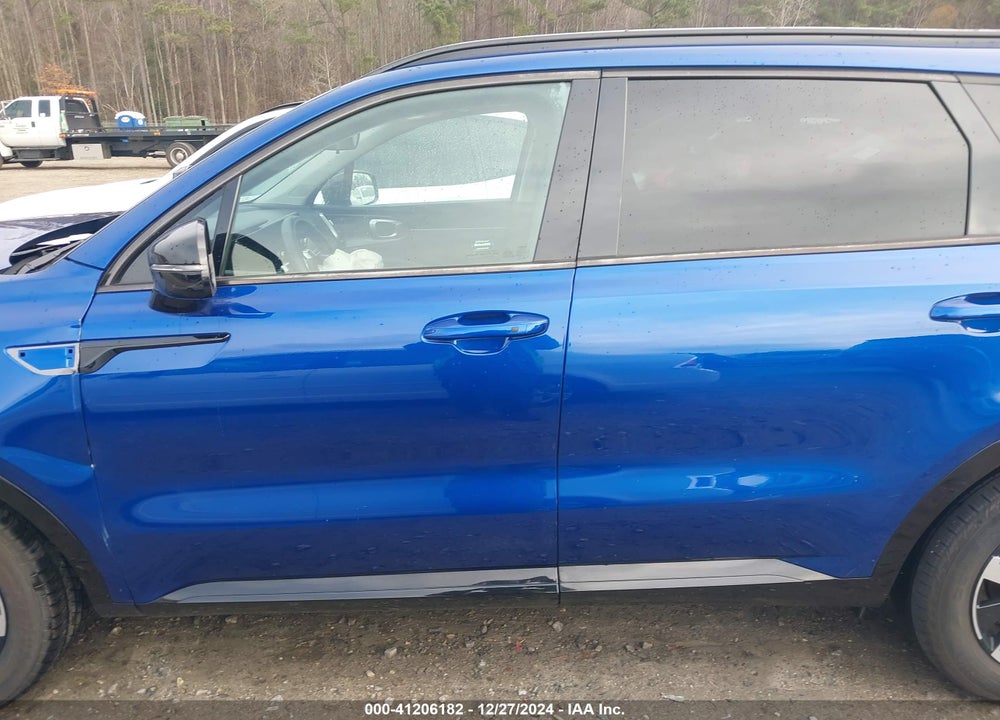 2022 KIA SORENTO S VIN: 5XYRL4LC3NG085607