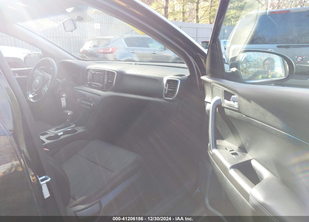 2017 KIA SPORTAGE LX VIN: KNDPMCAC4H7085859
