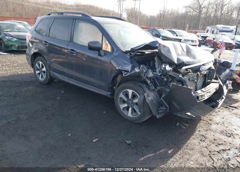 2017 SUBARU FORESTER 2.5I PREMIUM VIN: JF2SJAEC2HH567758