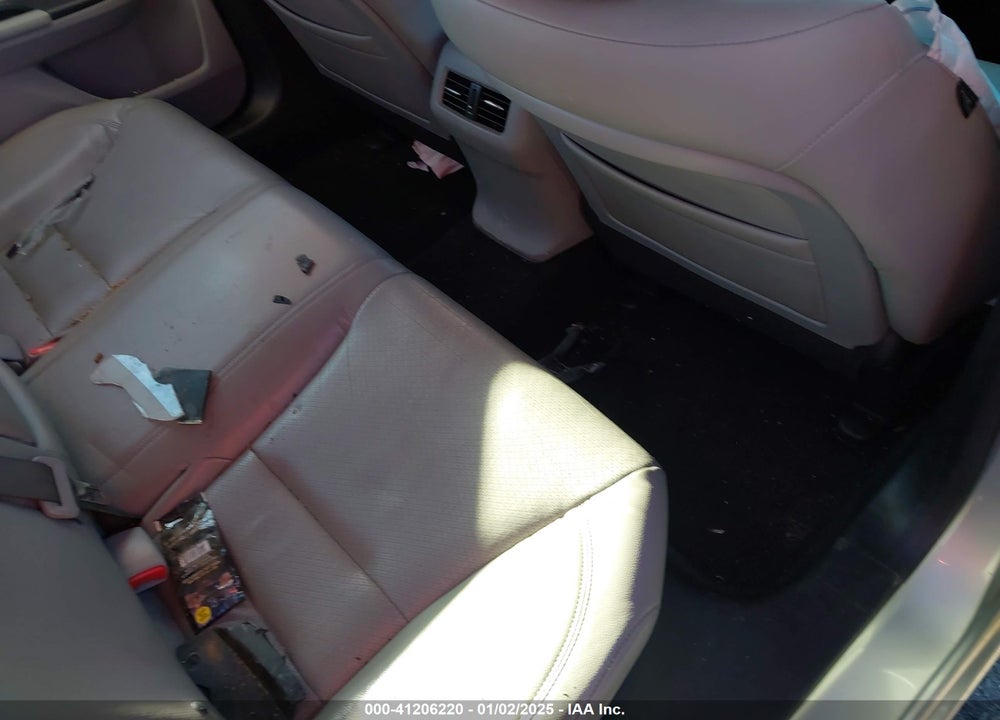2013 HONDA ACCORD VIN: 1HGCR2F84DA031765
