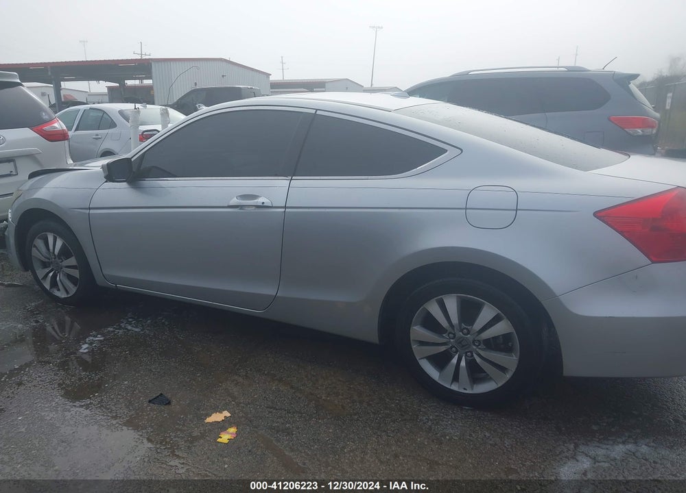 2011 HONDA ACCORD 2.4 EX-L VIN: 1HGCS1B80BA003950