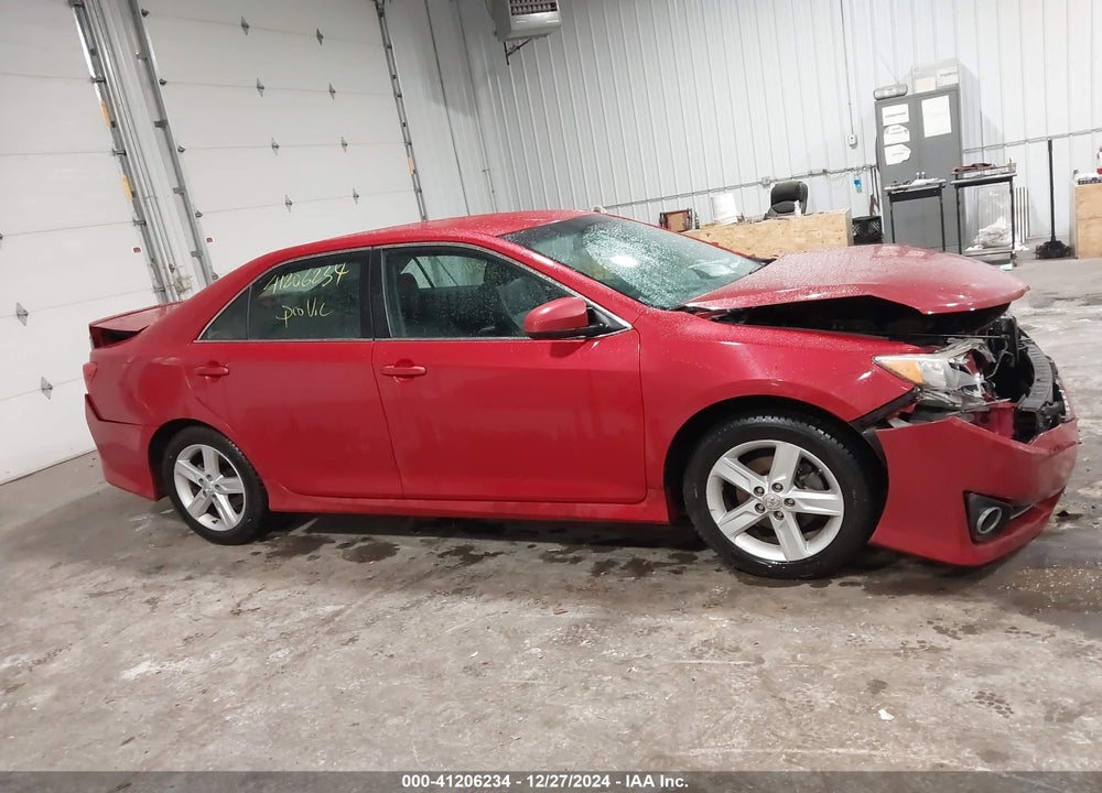 2014 TOYOTA CAMRY VIN: 4T1BF1FK2EU829511