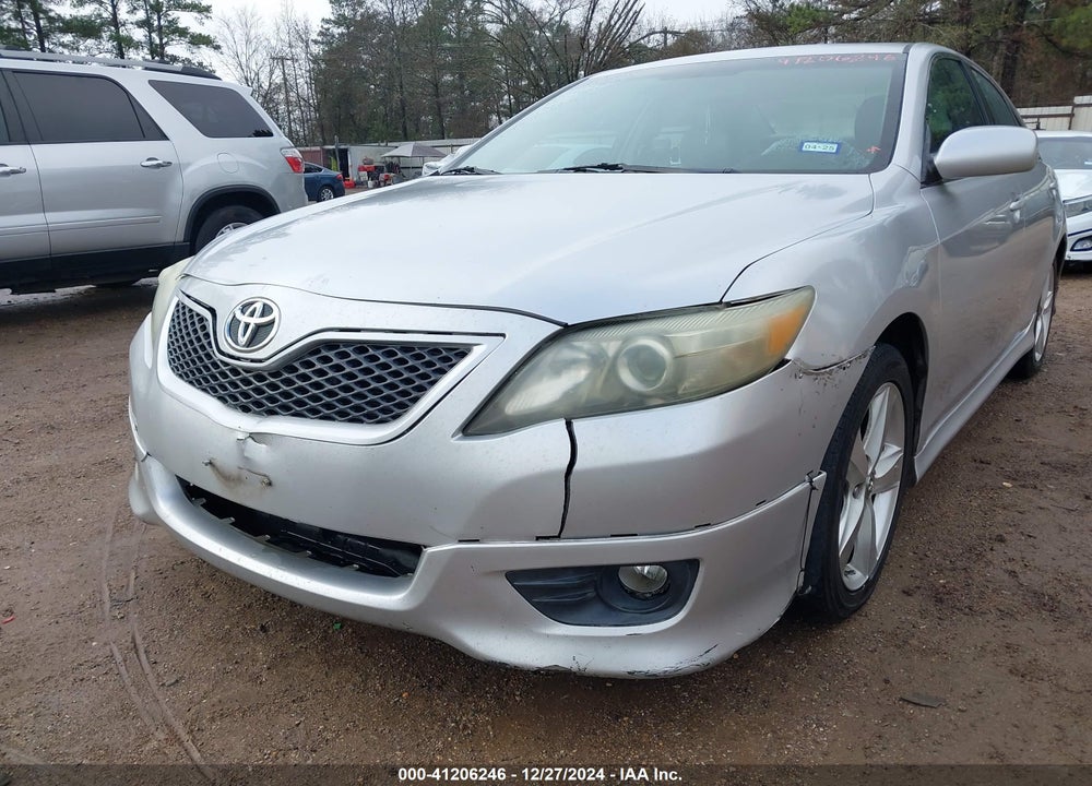 2011 TOYOTA CAMRY SE VIN: 4T1BF3EK3BU208075