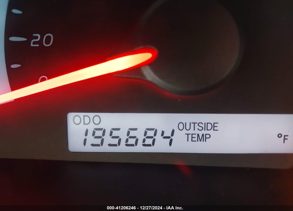 2011 TOYOTA CAMRY SE VIN: 4T1BF3EK3BU208075