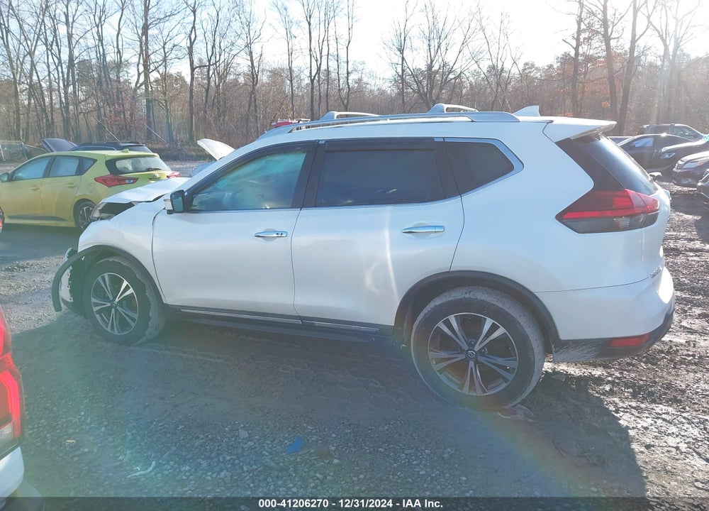 2017 NISSAN ROGUE SL VIN: 5N1AT2MV4HC845517