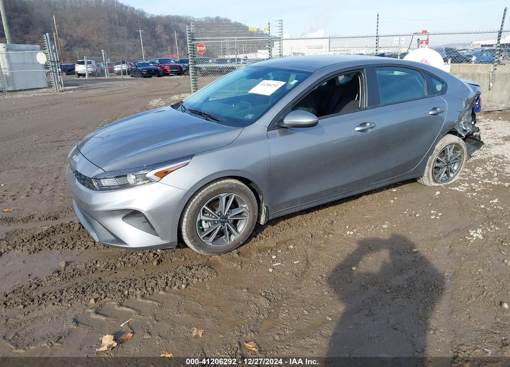 2024 KIA FORTE LXS VIN: 3KPF24AD4RE758294