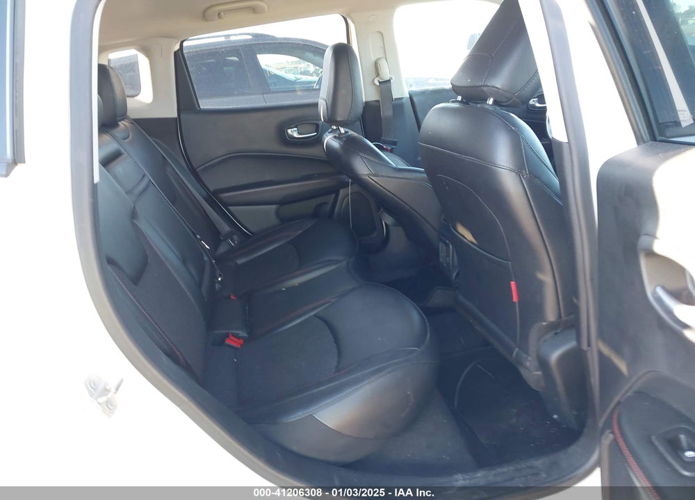2019 JEEP COMPASS TRAILHAWK 4X4 VIN: 3C4NJDDB0KT733189