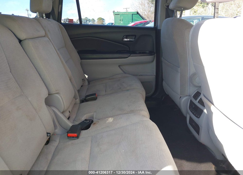 2017 HONDA PILOT EX VIN: 5FNYF6H43HB105219