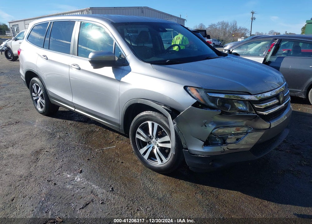 2017 HONDA PILOT EX VIN: 5FNYF6H43HB105219