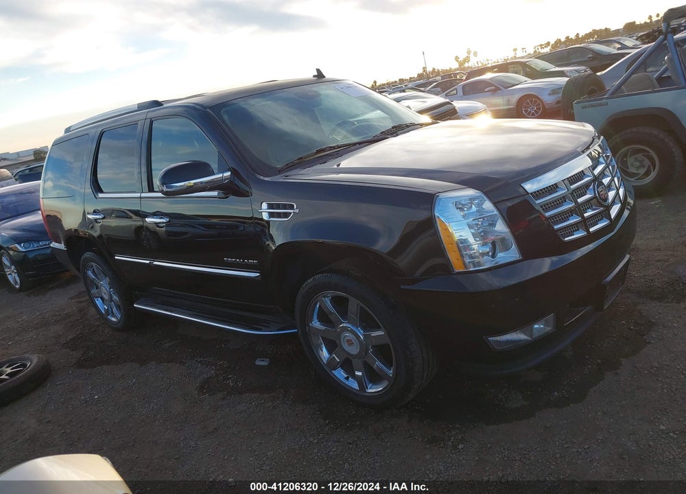 2014 CADILLAC ESCALADE LUXURY VIN: 1GYS4BEF0ER191065