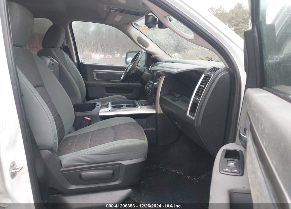 2014 RAM 1500 BIG HORN VIN: 1C6RR7LG1ES302964