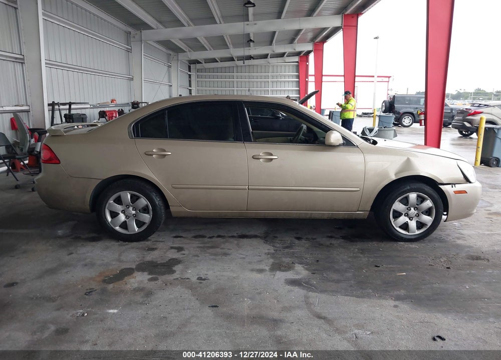 2008 KIA OPTIMA VIN: KNAGE123885269713
