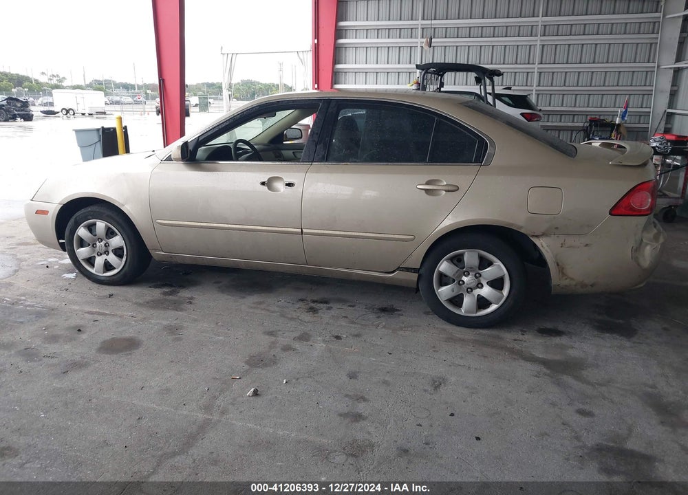 2008 KIA OPTIMA VIN: KNAGE123885269713
