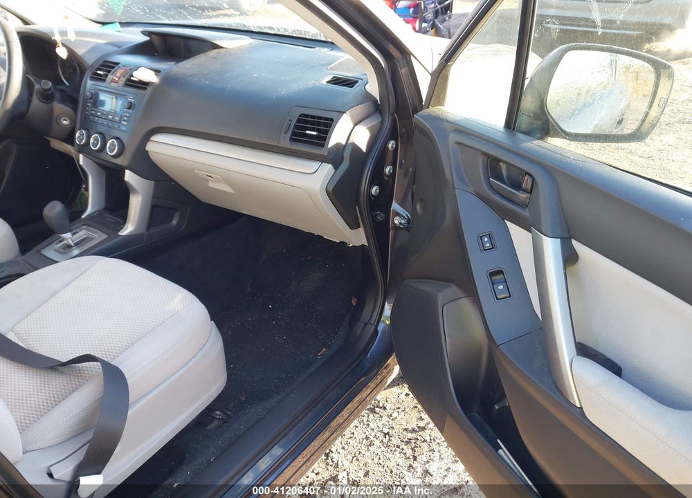 2014 SUBARU FORESTER 2.5I PREMIUM VIN: JF2SJAEC5EH498172