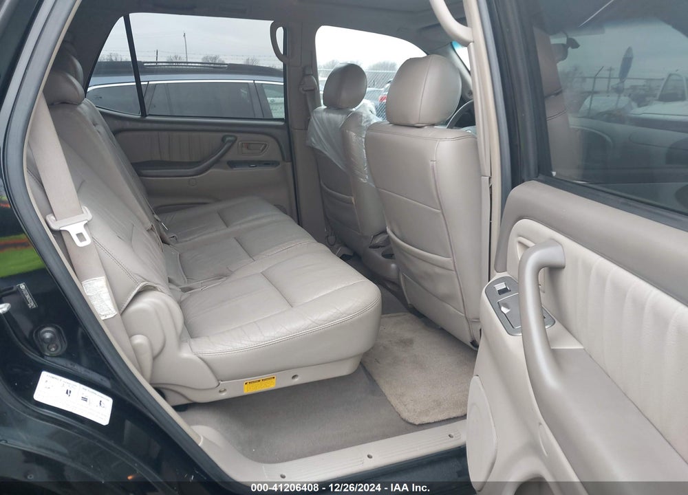 2005 TOYOTA SEQUOIA LIMITED V8 VIN: 5TDZT38A25S239471