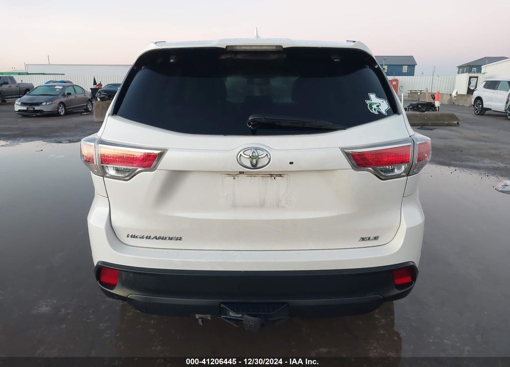 2015 TOYOTA HIGHLANDER XLE V6 VIN: 5TDJKRFH6FS101453