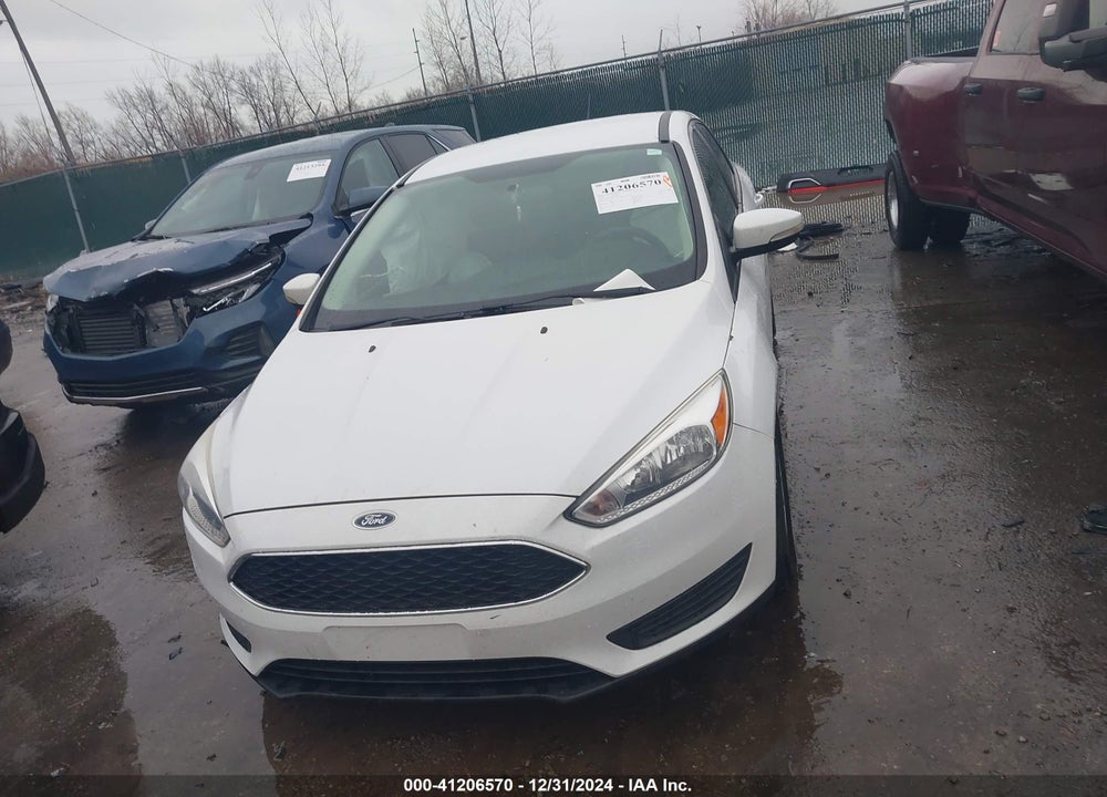 2017 FORD FOCUS SE VIN: 1FADP3F28HL298658