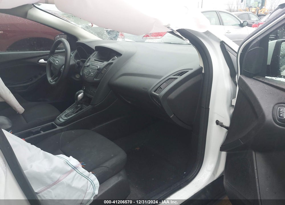 2017 FORD FOCUS SE VIN: 1FADP3F28HL298658