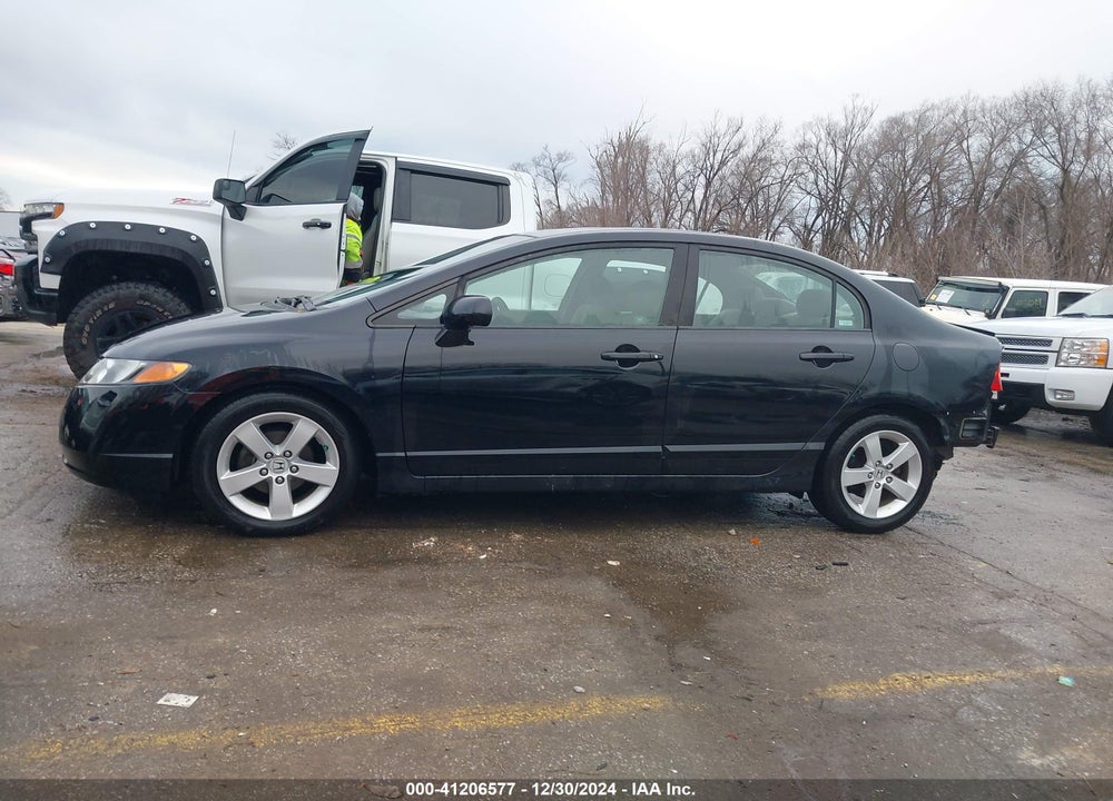 2008 HONDA CIVIC VIN: 1HGFA16818L100226