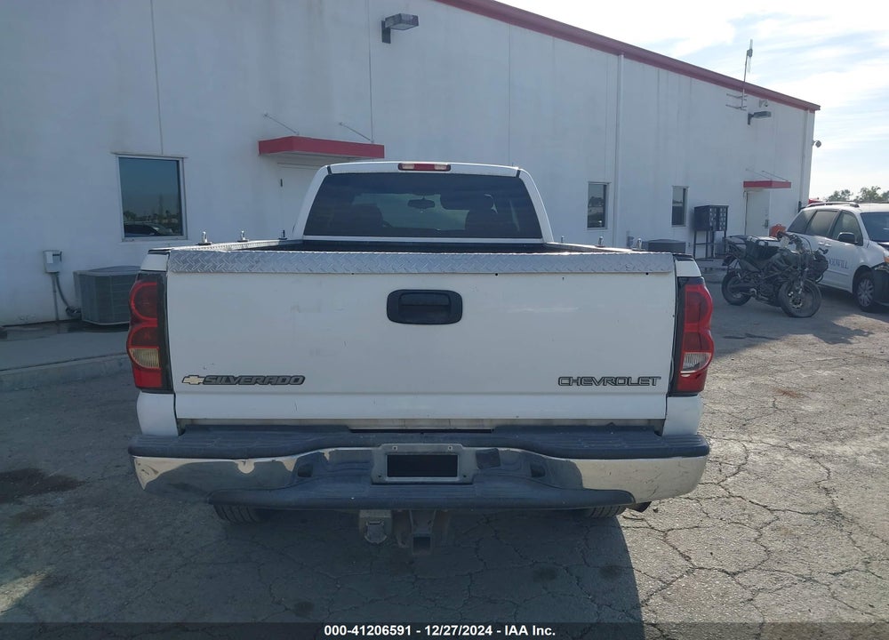 2004 CHEVROLET SILVERADO 2500HD LS VIN: 1GCHC29U14E292553
