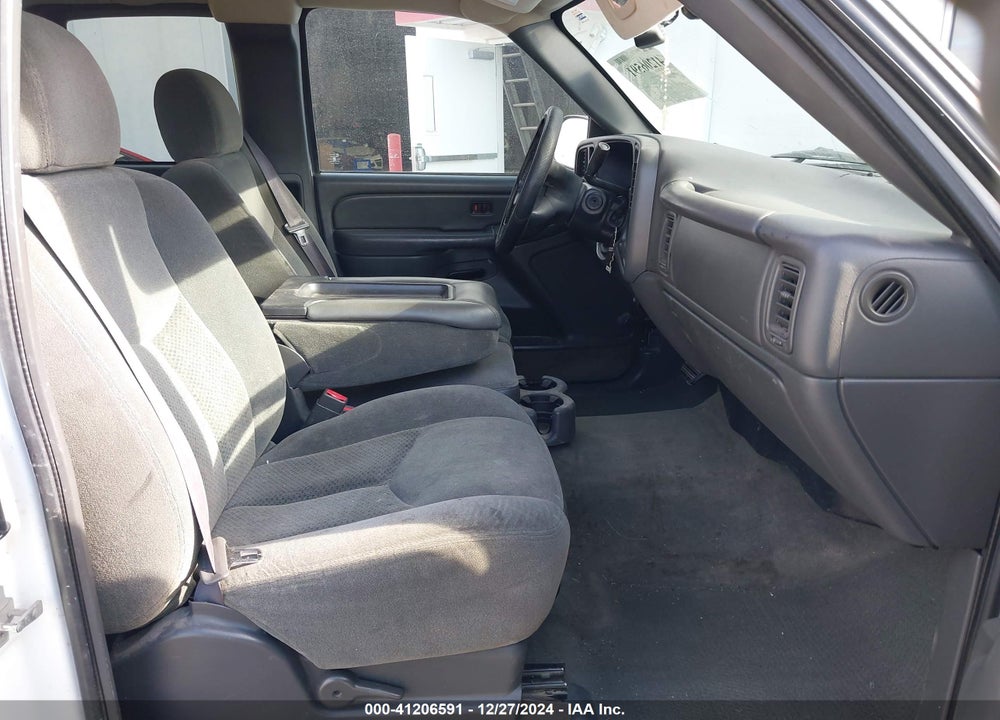 2004 CHEVROLET SILVERADO 2500HD LS VIN: 1GCHC29U14E292553