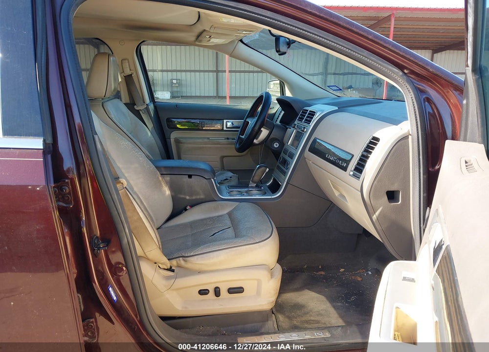 2010 LINCOLN MKX VIN: 2LMDJ6JC6ABJ33856