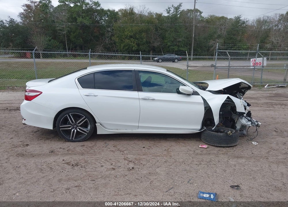 2017 HONDA ACCORD VIN: 1HGCR2F17HA085876