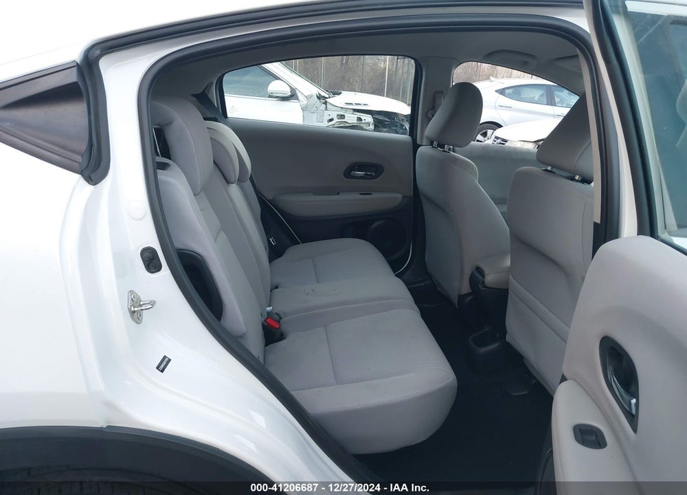 2018 HONDA HR-V LX VIN: 3CZRU6H38JM724590