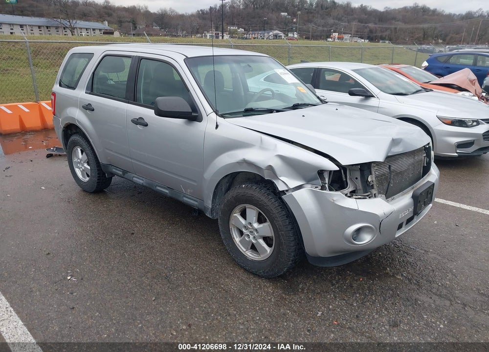 2012 FORD ESCAPE XLS VIN: 1FMCU0C72CKA83896