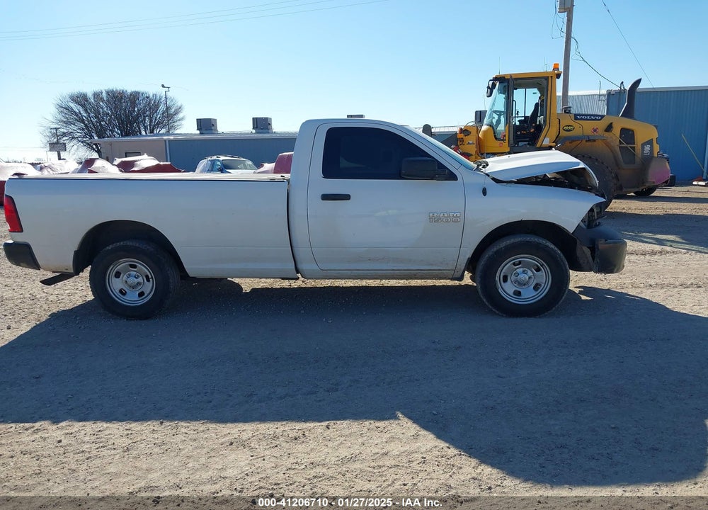 2018 RAM 1500 TRADESMAN 4X4 8' BOX VIN: 3C6JR7DG8JG238550