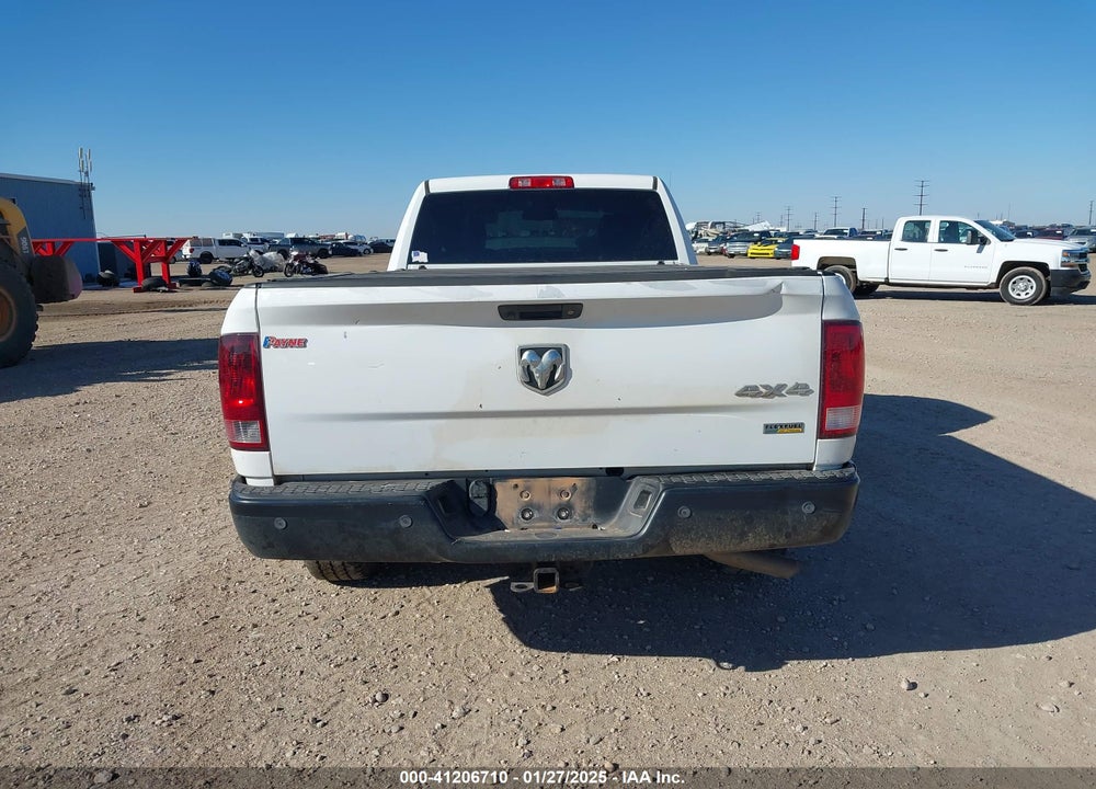 2018 RAM 1500 TRADESMAN 4X4 8' BOX VIN: 3C6JR7DG8JG238550