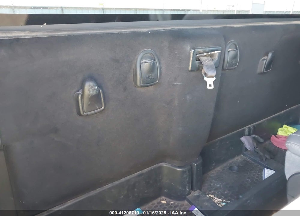 2018 RAM 1500 TRADESMAN 4X4 8' BOX VIN: 3C6JR7DG8JG238550