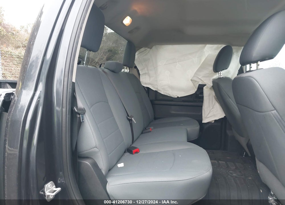 2018 RAM 1500 EXPRESS 4X4 5'7 BOX VIN: 3C6RR7KT6JG130396