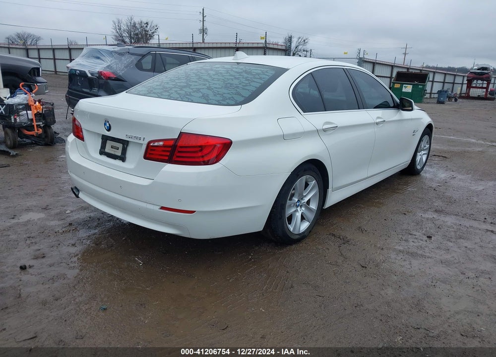 2012 BMW 528I VIN: WBAXH5C59CDW03759