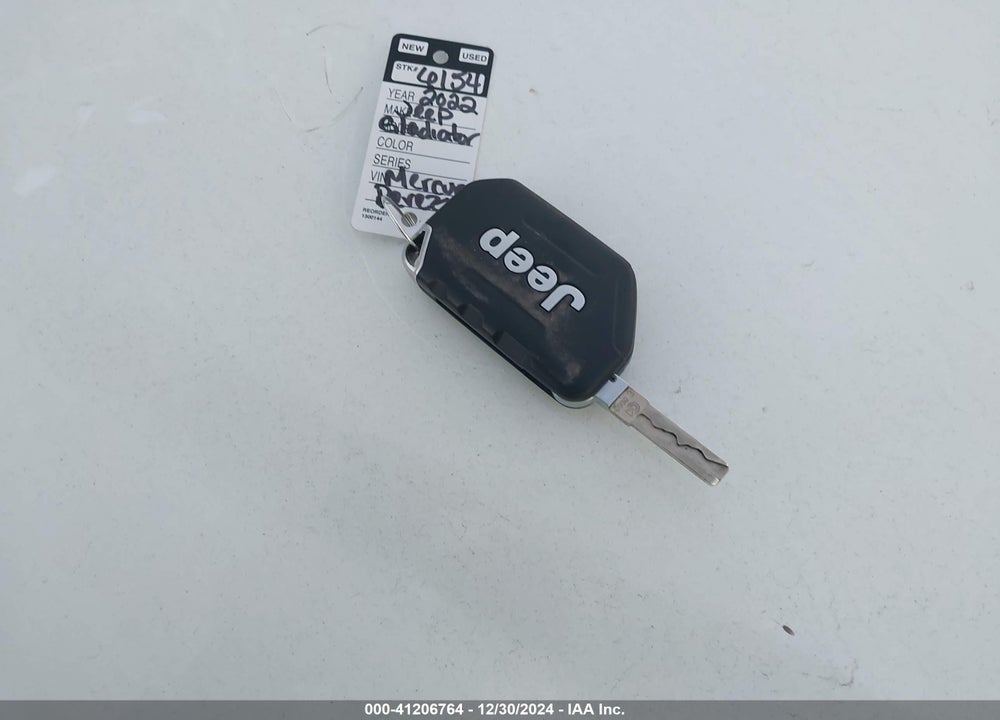 2022 JEEP GLADIATOR VIN: 1C6HJTAG7NL132408