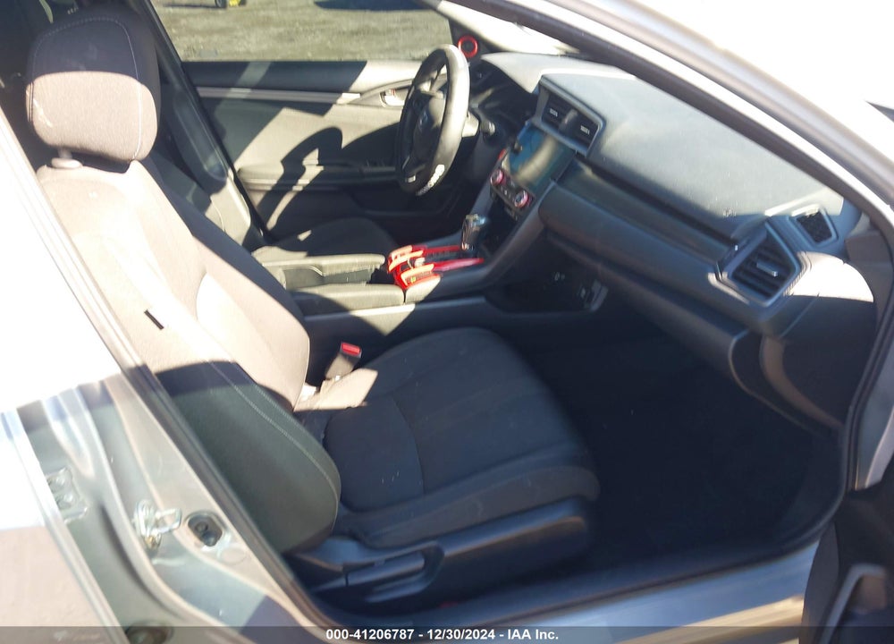 2018 HONDA CIVIC VIN: SHHFK7H56JU201318