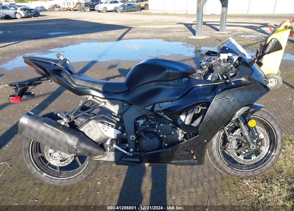 2024 KAWASAKI ZX636 K VIN: JKBZXJJ12RA001812