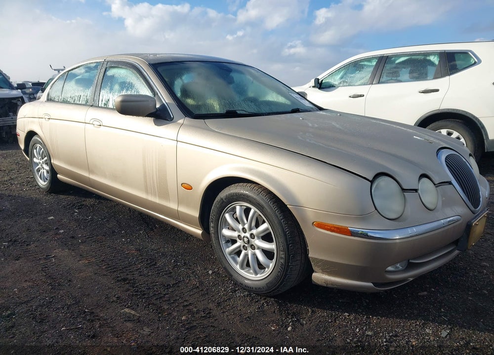 2002 JAGUAR S-TYPE 4.0L V8 VIN: SAJDA01P22GM43370