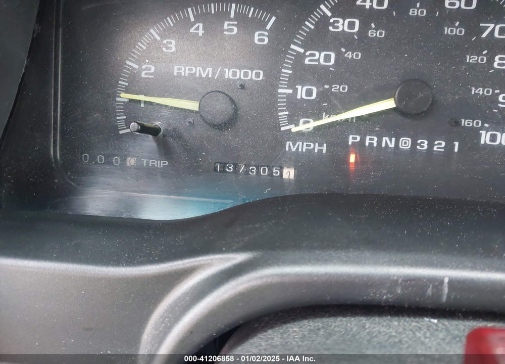 1999 CHEVROLET SUBURBAN 2500 VIN: 1GNGC26J6XJ326222
