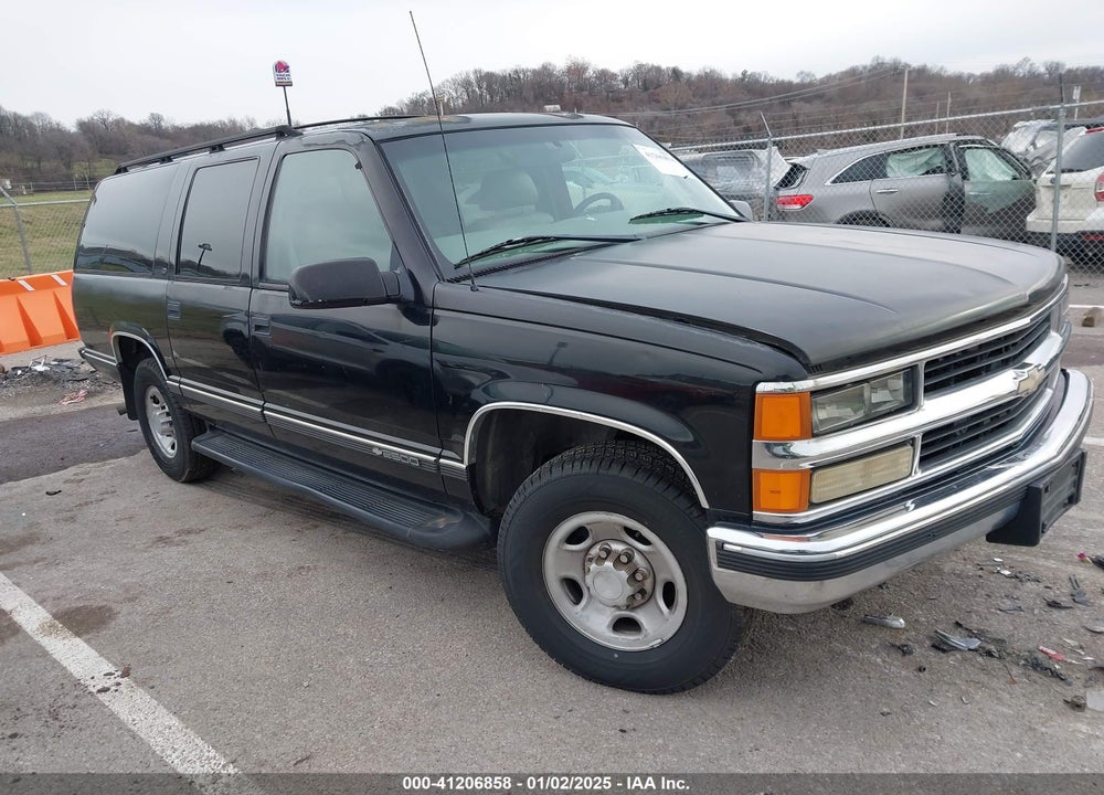 1999 CHEVROLET SUBURBAN 2500 VIN: 1GNGC26J6XJ326222