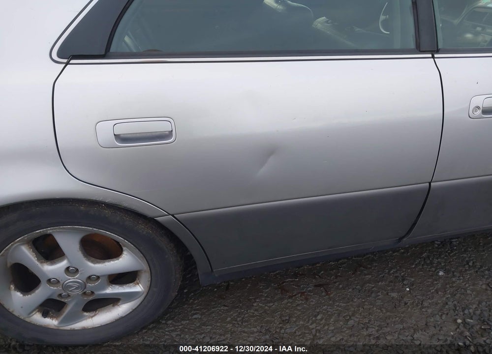 2000 LEXUS ES 300 VIN: JT8BF28G9Y5088953