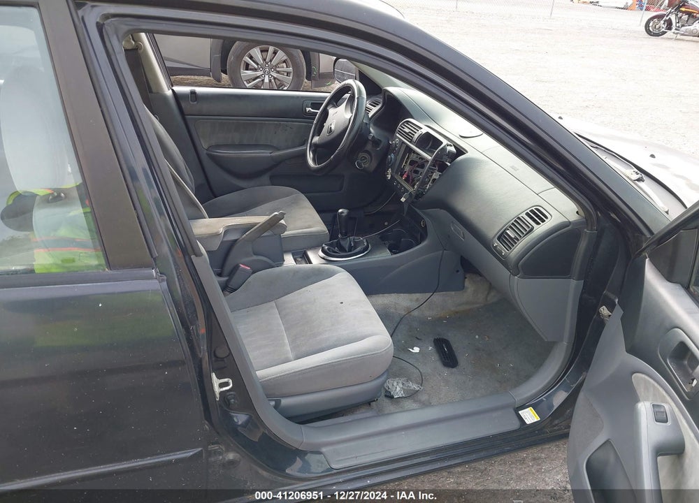 2005 HONDA CIVIC LX VIN: 2HGES15695H544522