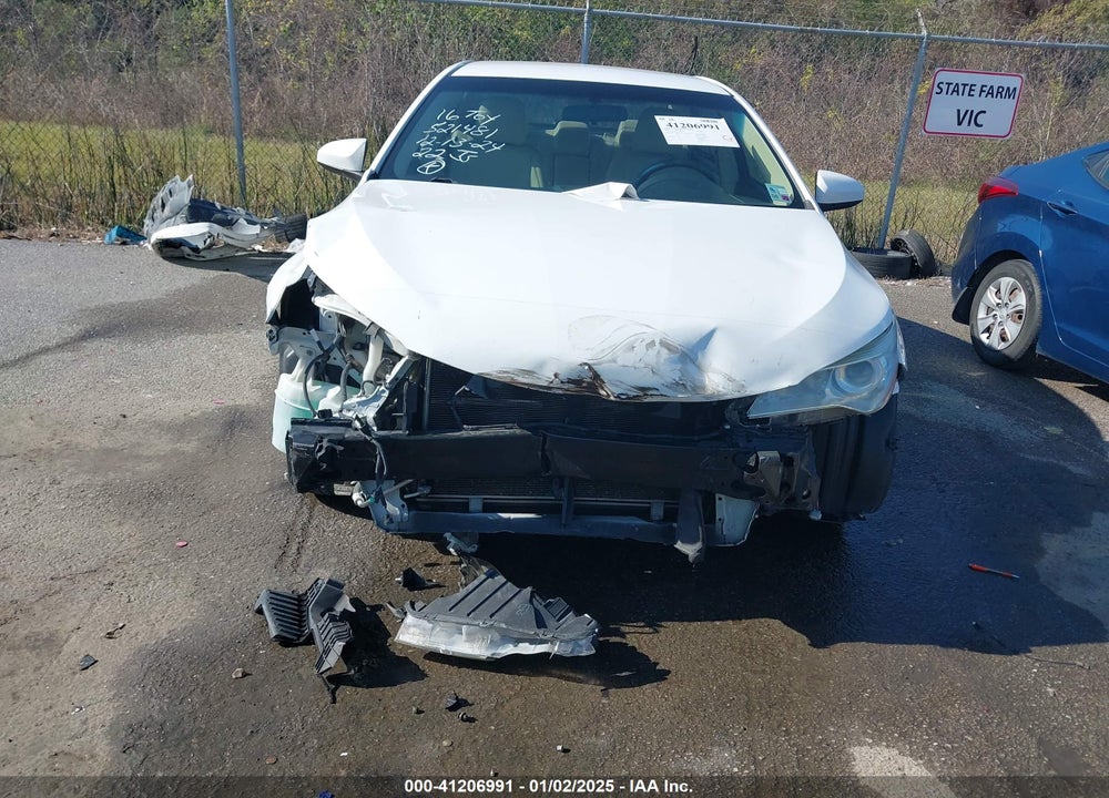 2016 TOYOTA CAMRY LE VIN: 4T4BF1FK1GR521481