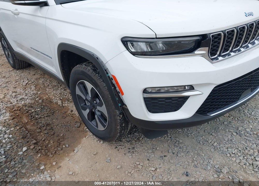 2024 JEEP GRAND CHEROKEE 4XE VIN: 1C4RJYB69R8520636