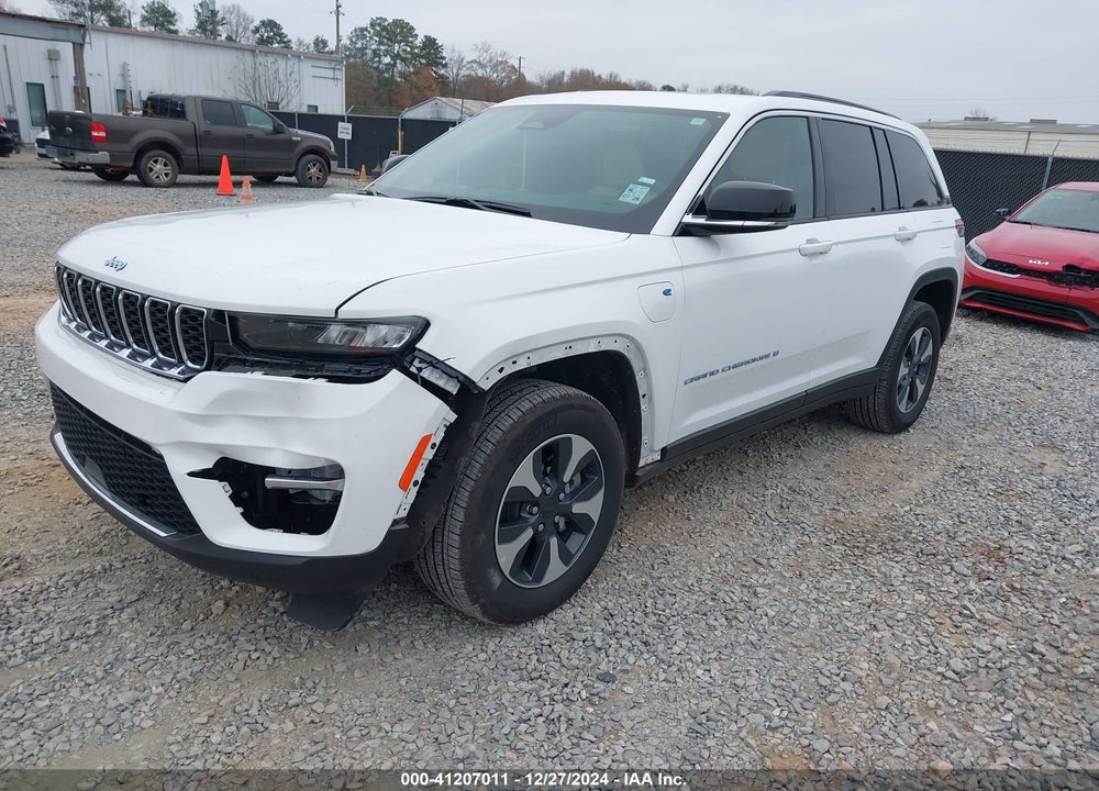 2024 JEEP GRAND CHEROKEE 4XE VIN: 1C4RJYB69R8520636