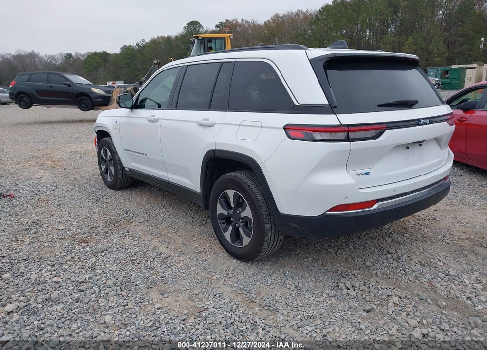 2024 JEEP GRAND CHEROKEE 4XE VIN: 1C4RJYB69R8520636