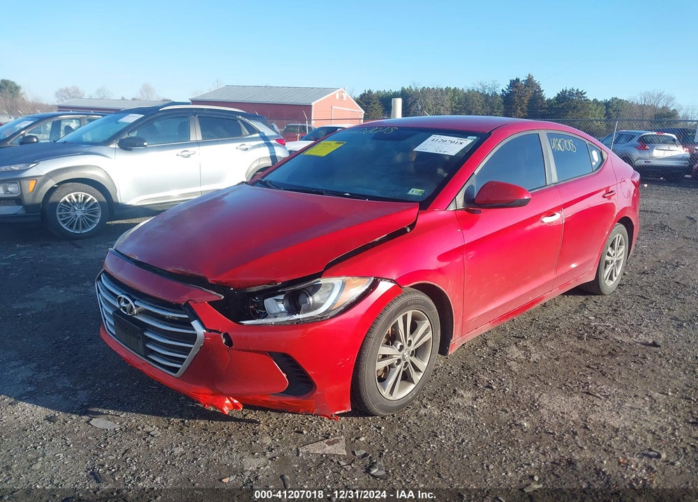 2017 HYUNDAI ELANTRA VIN: 5NPD84LF4HH117130
