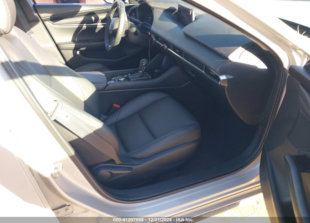 2024 MAZDA 3 2.5 S SELECT SPORT VIN: 3MZBPABM6RM428043