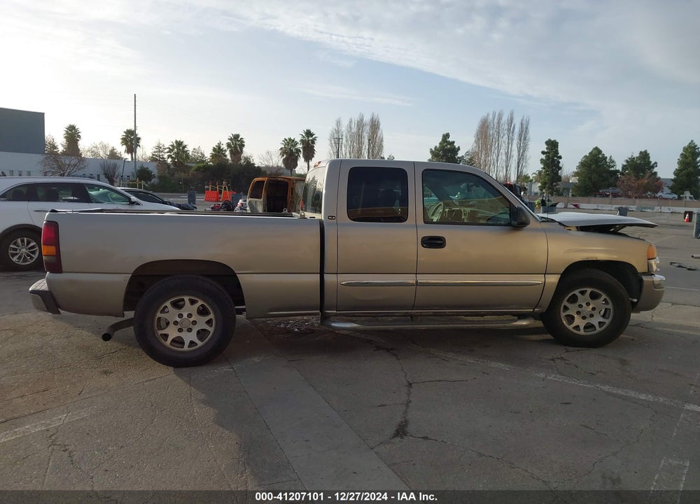 2003 GMC SIERRA 1500 SLE VIN: 2GTEC19V831176353