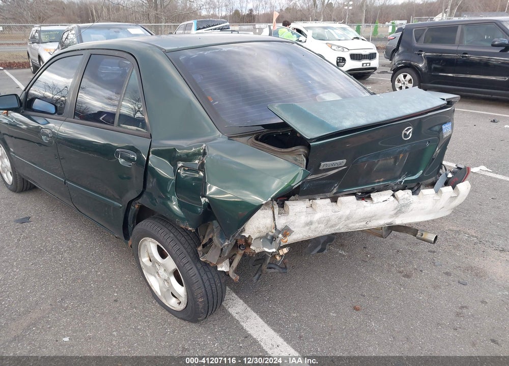 2000 MAZDA PROTEGE ES VIN: JM1BJ2231Y0263683